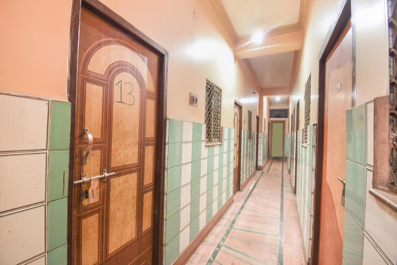 Spot On 70605 Taj Guest House Kolkata Exterior photo